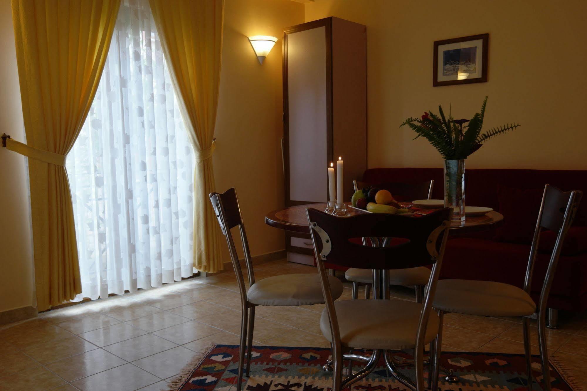Mr. Dim Exclusive Apart Hotel Göcek Exterior foto
